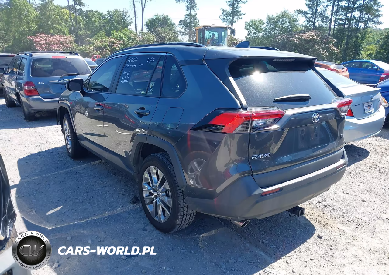 2020 Toyota Rav4 Xle Premium VIN:2T3C1RFV3LC080364 - 3