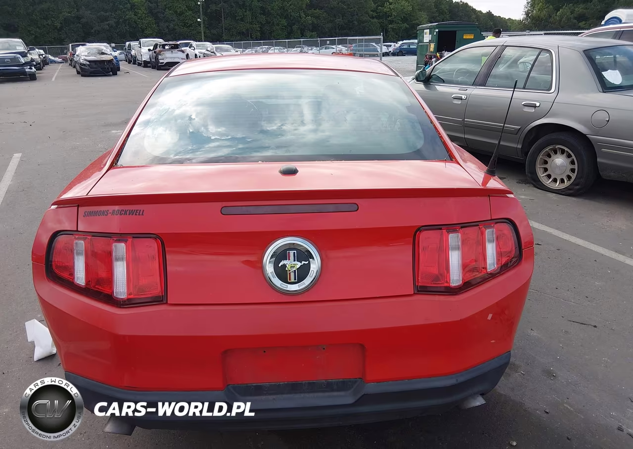 2012 Ford Mustang V6 Premium VIN:1ZVBP8AMXC5255019 - 16