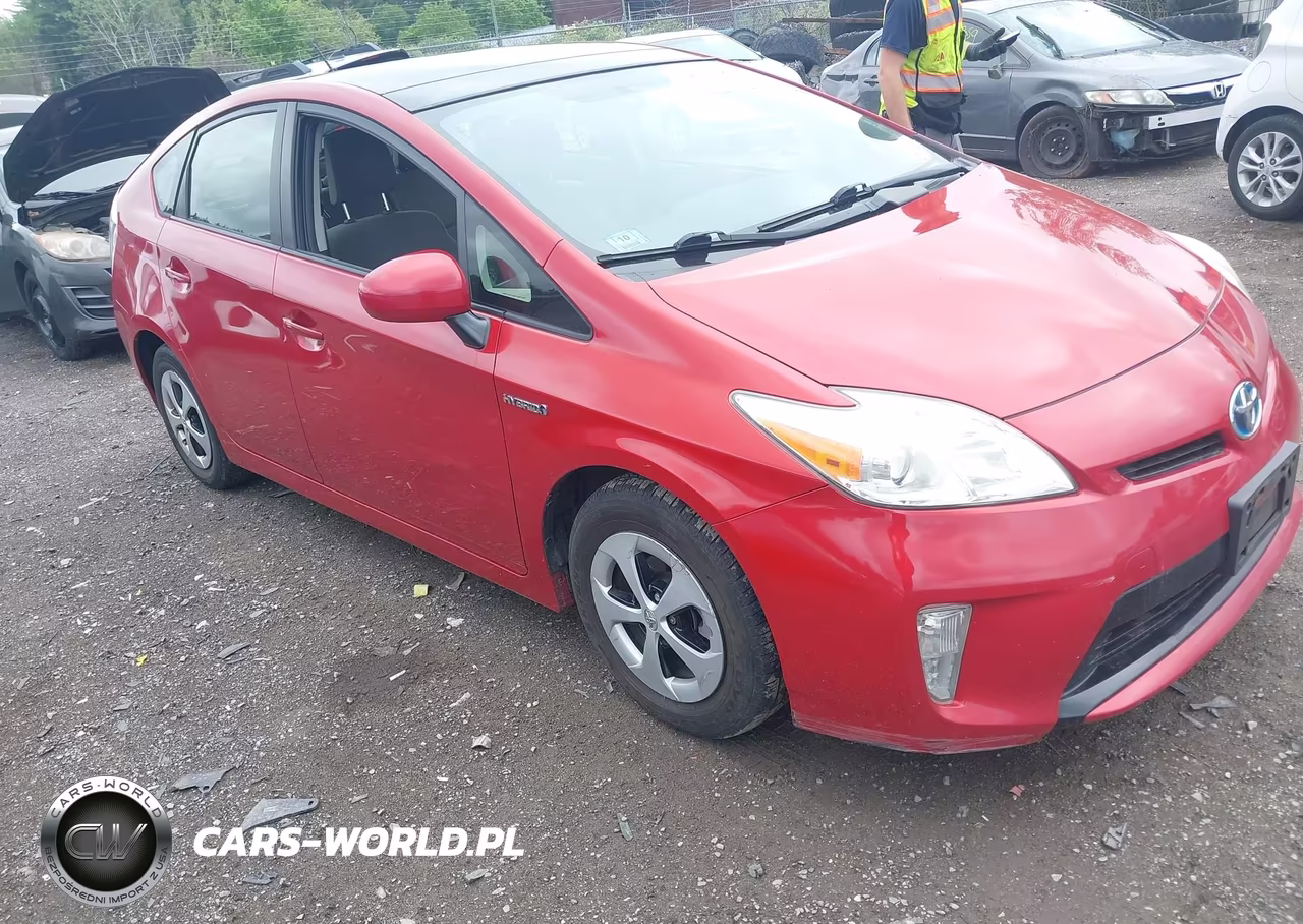 2014 Toyota Prius Three – zdjęcie 1 z 16