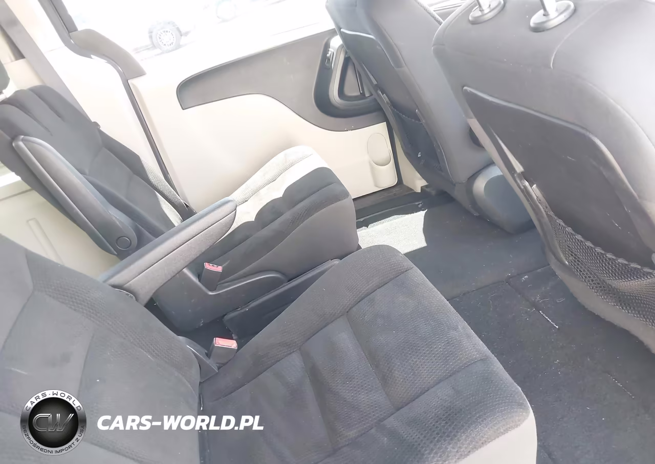 2019 Dodge Grand Caravan Se VIN:2C4RDGBG3KR673887 - 8
