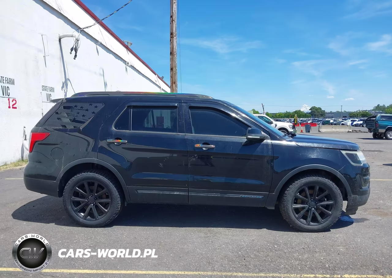 2017 Ford Explorer Limited VIN:1FM5K8F85HGC38680 - 13