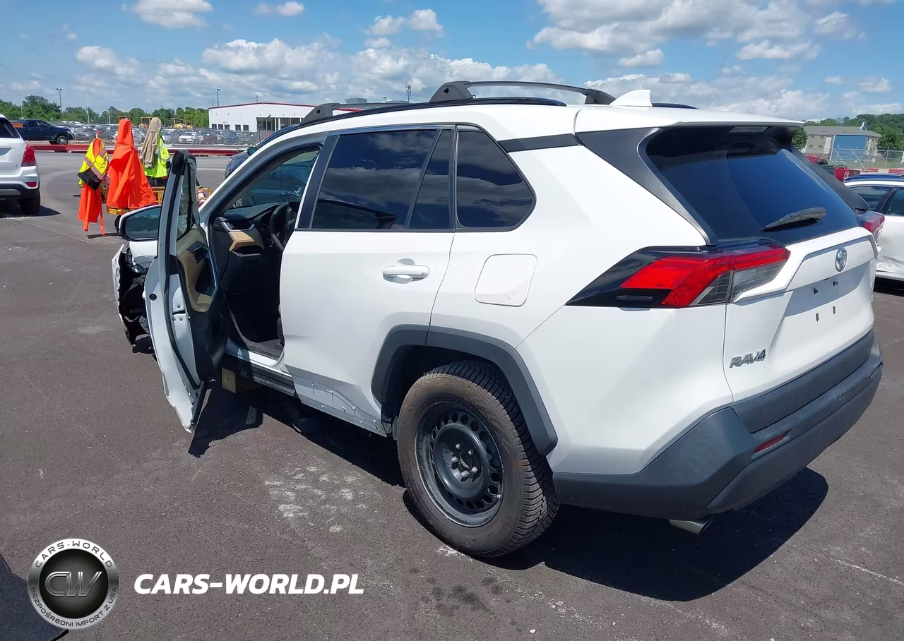 2020 Toyota Rav4 Le VIN:2T3K1RFV8LW072142 - 3