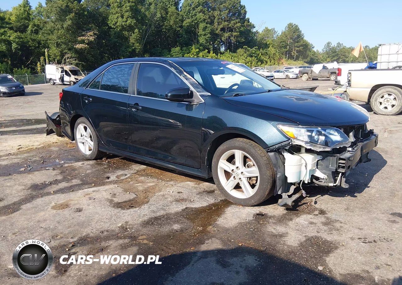 2014 Toyota Camry Se – zdjęcie 1 z 22