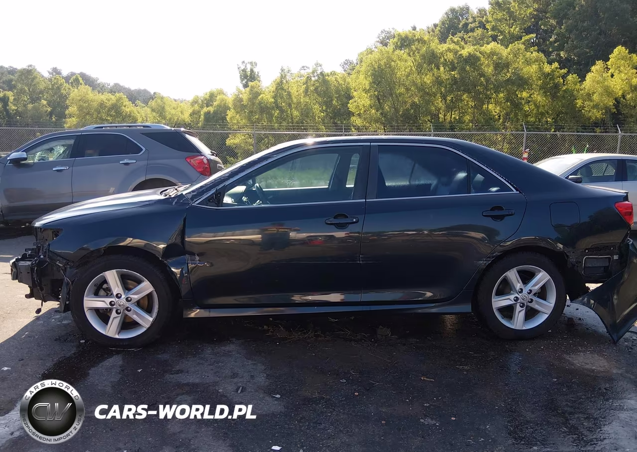 2014 Toyota Camry Se VIN:4T1BF1FK6EU813263 - 15
