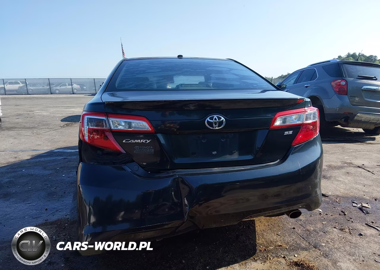 2014 Toyota Camry Se VIN:4T1BF1FK6EU813263 - 17