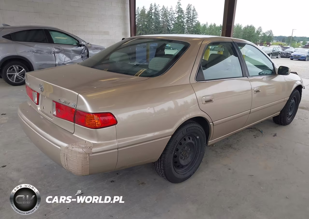 2000 Toyota Camry Le VIN:JT2BG22K4Y0514260 - 4