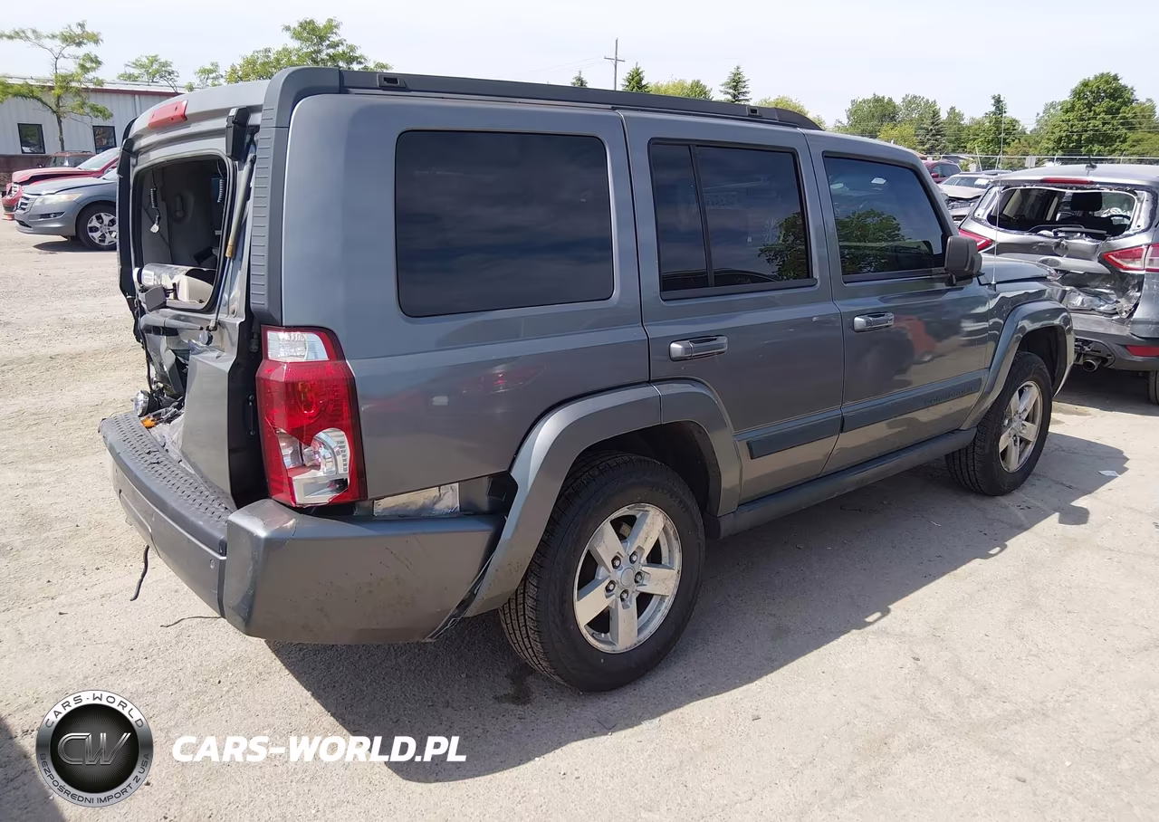 2007 Jeep Commander Sport VIN:1J8HG48K67C651162 - 4