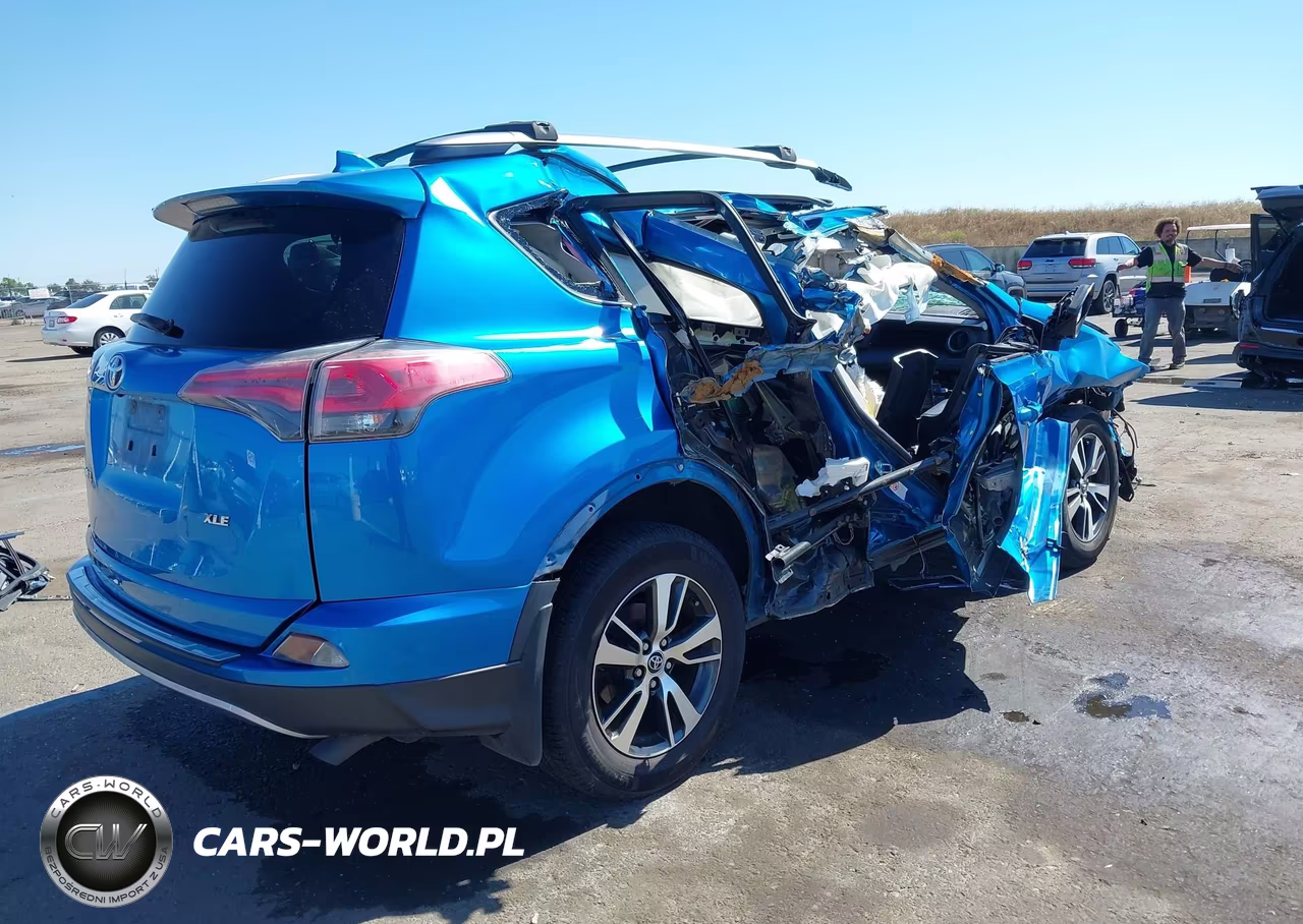 2017 Toyota Rav4 Xle VIN:JTMWFREV6HD108189 - 4