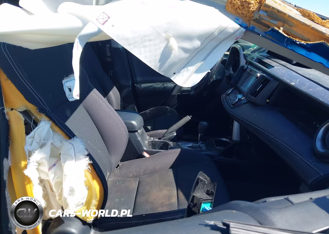 2017 Toyota Rav4 Xle VIN:JTMWFREV6HD108189 - 5