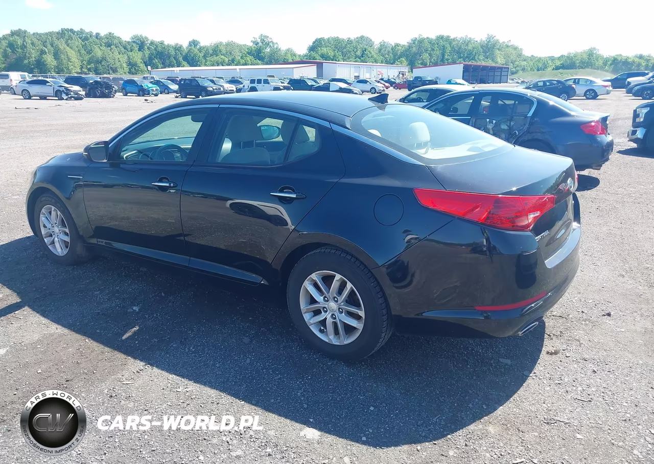 2012 Kia Optima Lx VIN:5XXGM4A7XCG061512 - 3