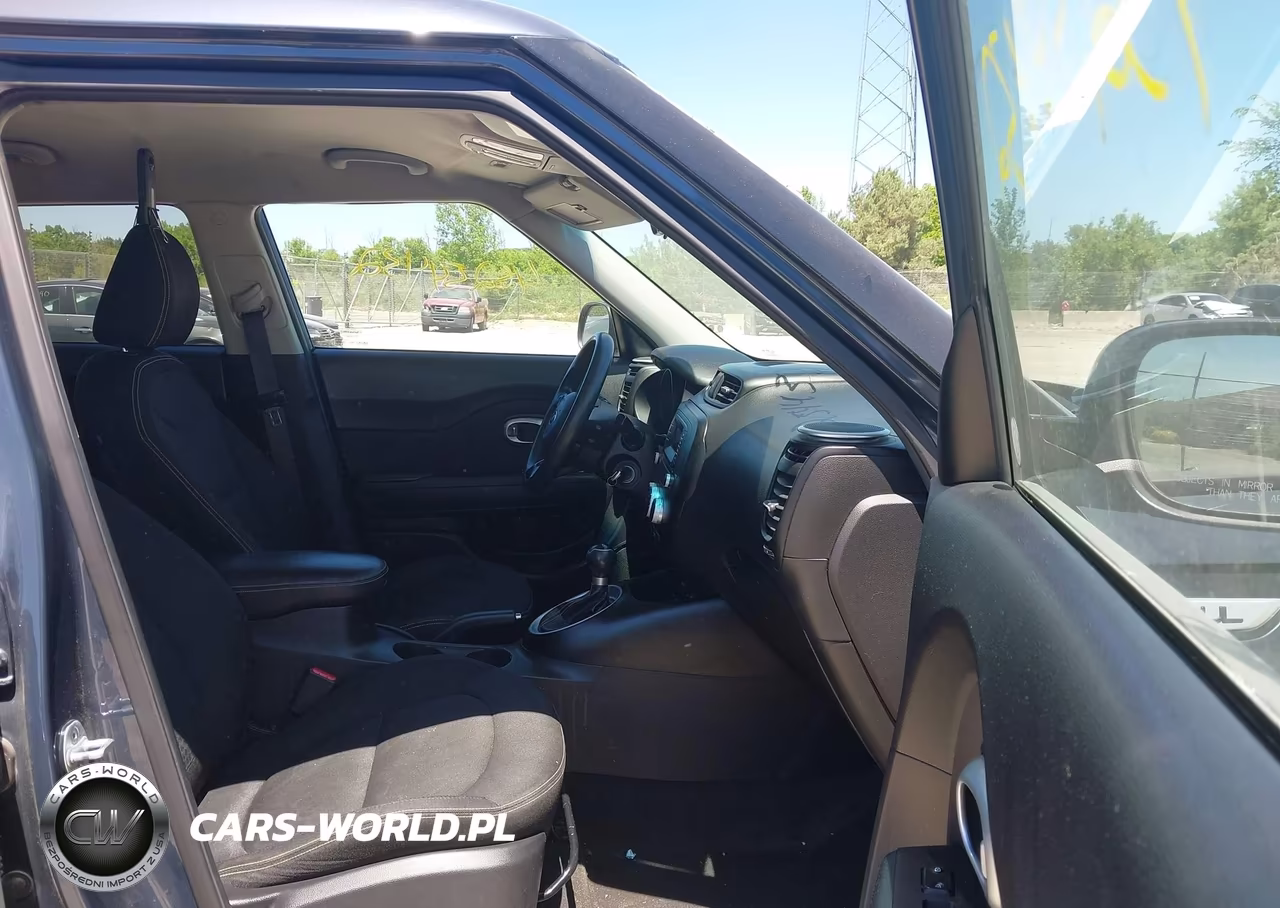 2015 Kia Soul + VIN:KNDJP3A5XF7181930 - 5