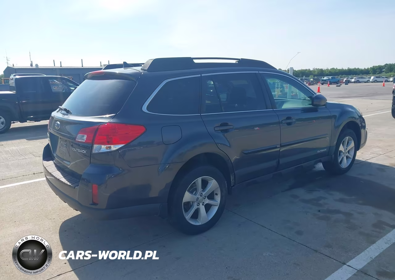 2013 Subaru Outback 2.5I Limited VIN:4S4BRCKC1D3324226 - 4