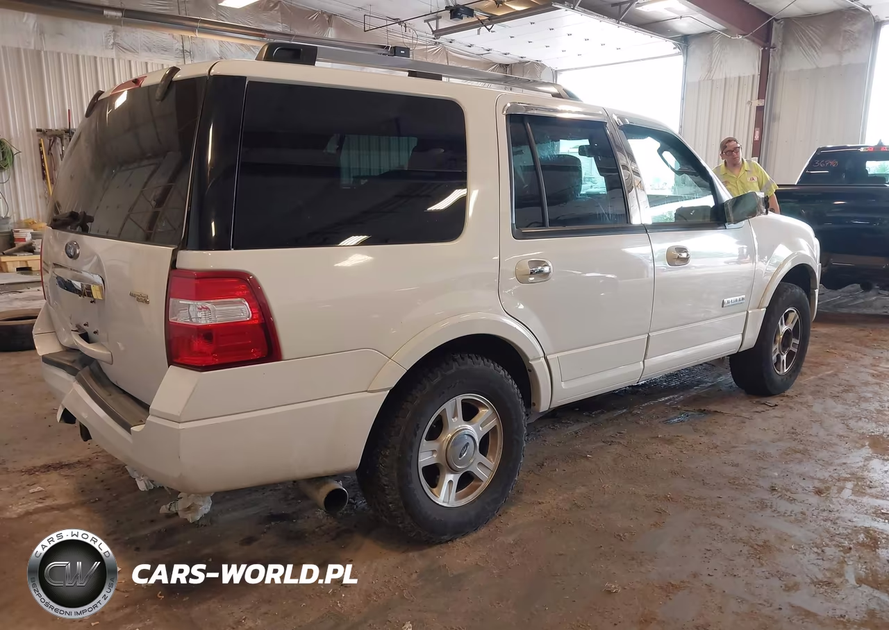 2008 Ford Expedition Xlt VIN:1FMFU16538LA70184 - 4