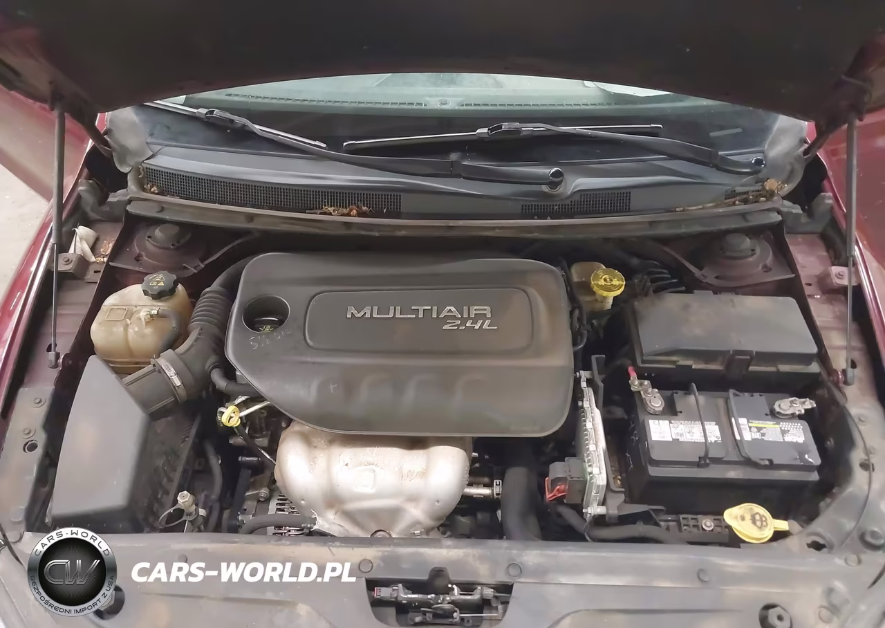 2015 Chrysler 200 C VIN:1C3CCCCBXFN564712 - 10