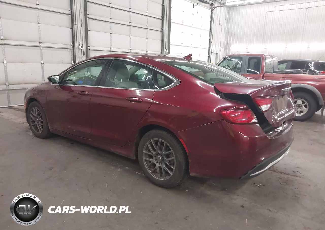 2015 Chrysler 200 C VIN:1C3CCCCBXFN564712 - 3