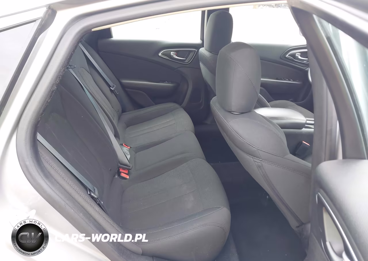 2015 Chrysler 200 Limited VIN:1C3CCCAG8FN737688 - 8