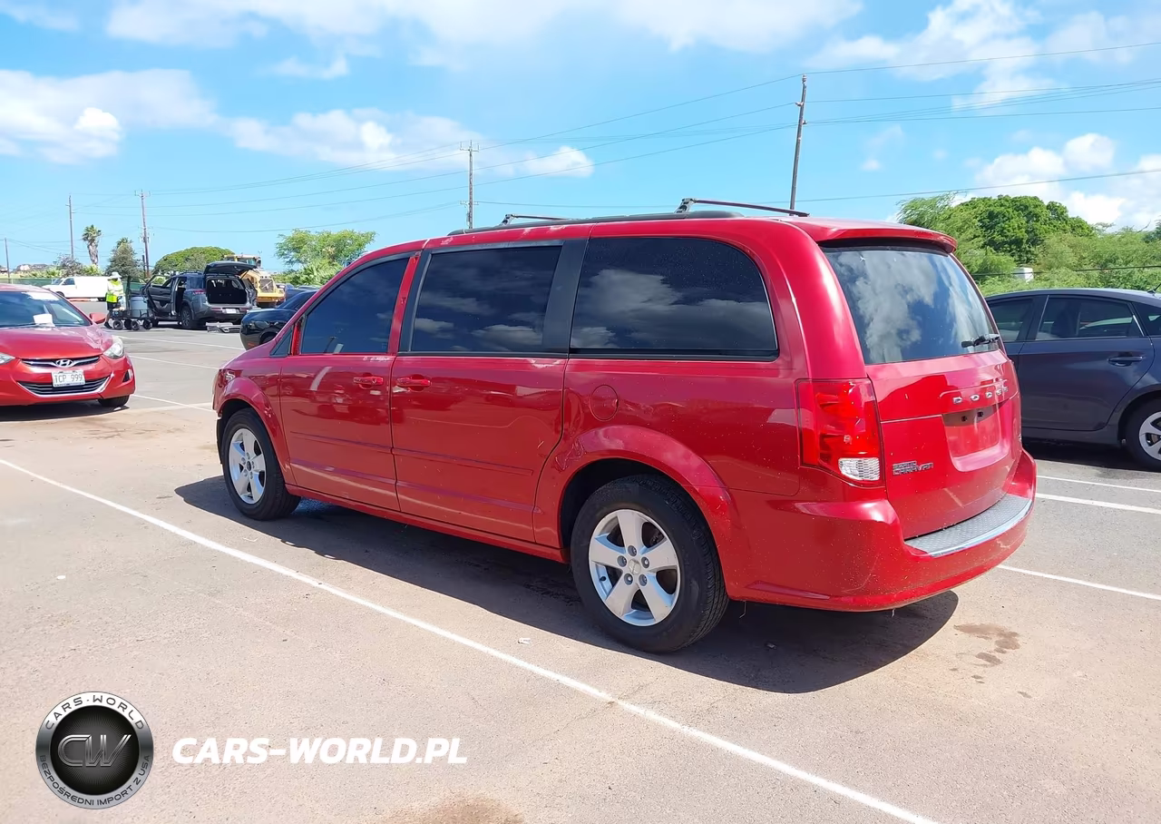 2013 Dodge Grand Caravan Sxt VIN:2C4RDGCG1DR758261 - 3