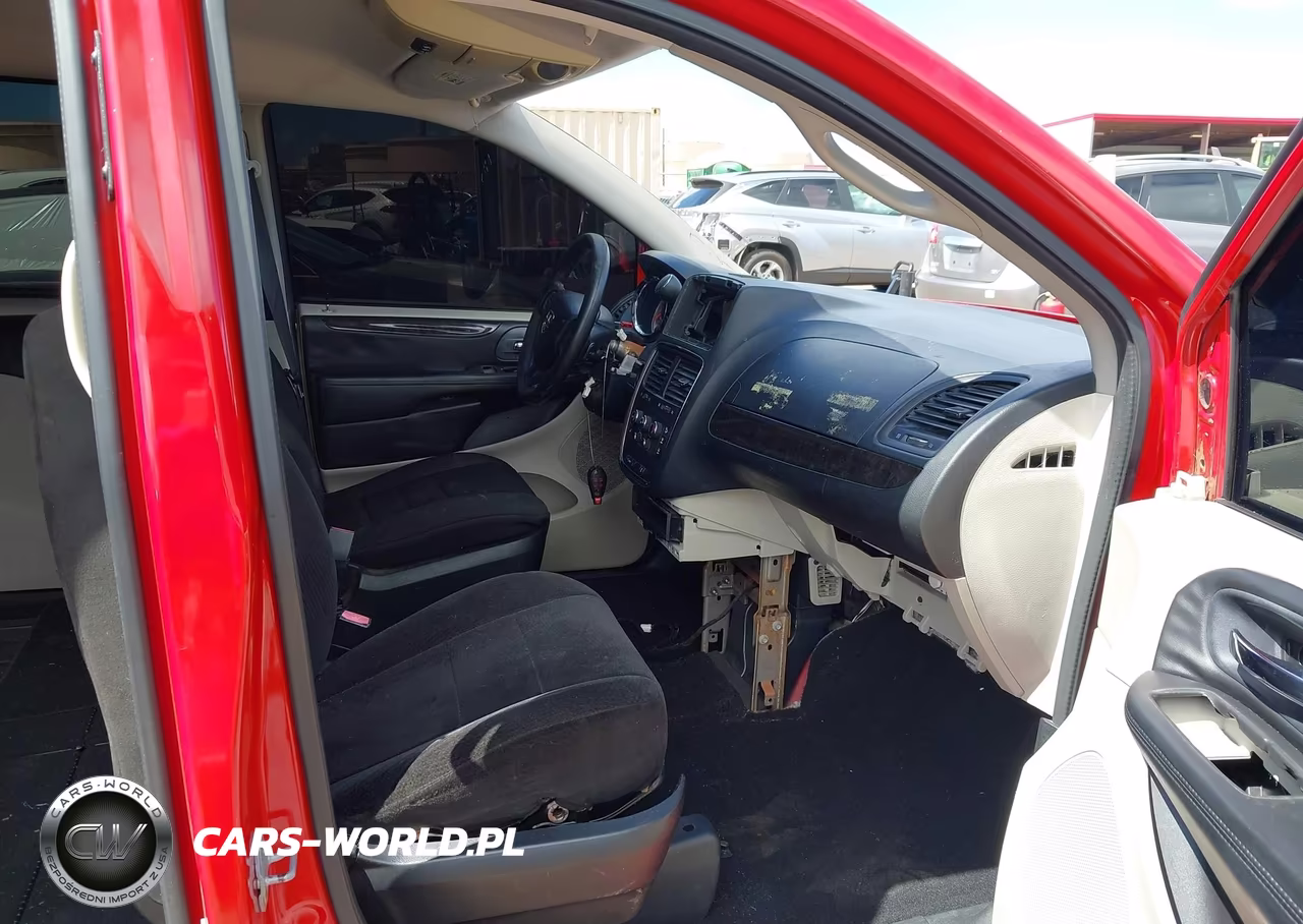 2013 Dodge Grand Caravan Sxt VIN:2C4RDGCG1DR758261 - 5