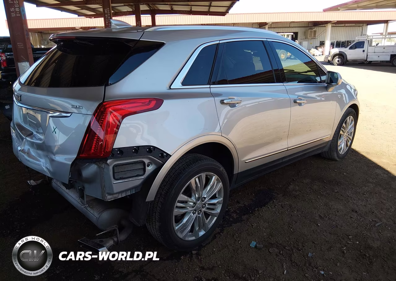 2018 Cadillac Xt5 Premium Luxury VIN:1GYKNERS8JZ225141 - 4
