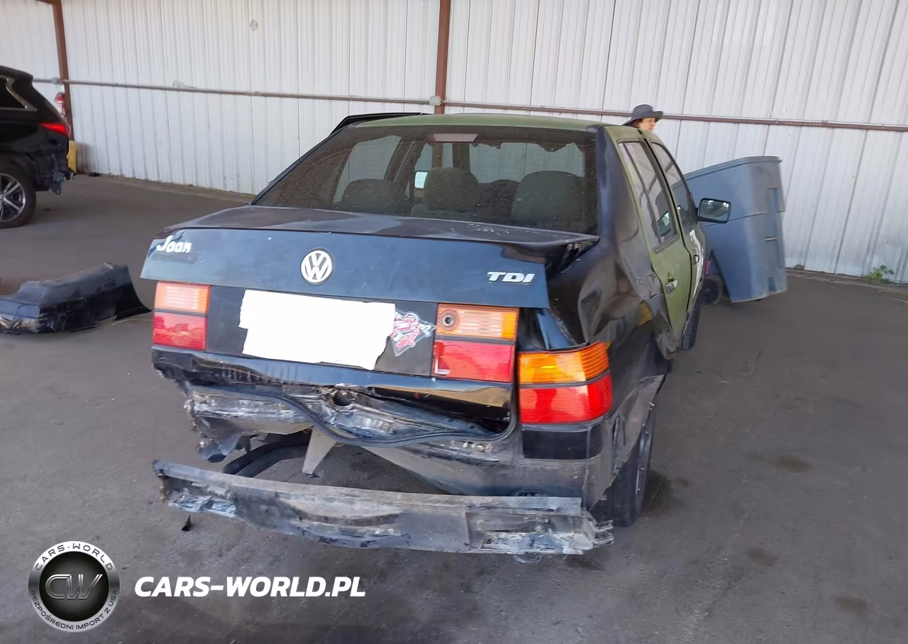 1998 Volkswagen Jetta Tdi VIN:3VWRF81H0WM133286 - 4