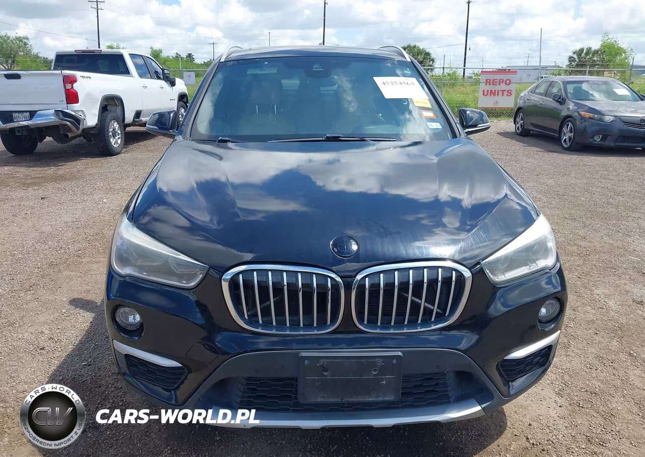 2017 BMW X1 xDrive28I VIN:WBXHT3Z38H4A57209 - 12