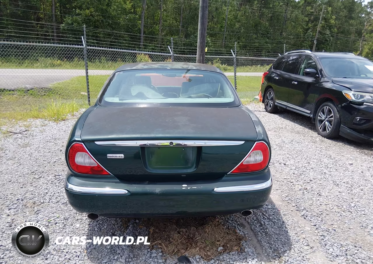 2005 Jaguar Xj Super V8 VIN:SAJWA82B75TG40835 - 16