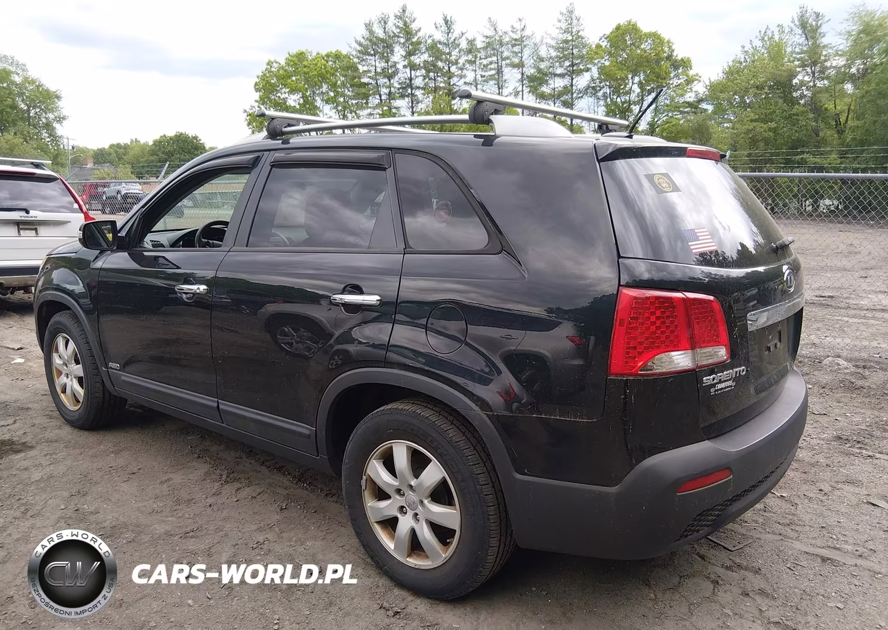 2013 Kia Sorento Lx V6 VIN:5XYKTDA23DG338306 - 3
