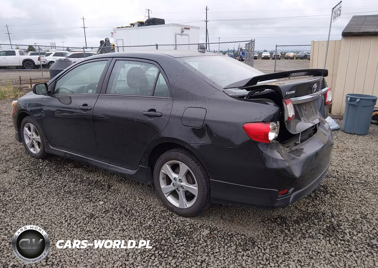 2011 Toyota Corolla S VIN:2T1BU4EE6BC641039 - 3