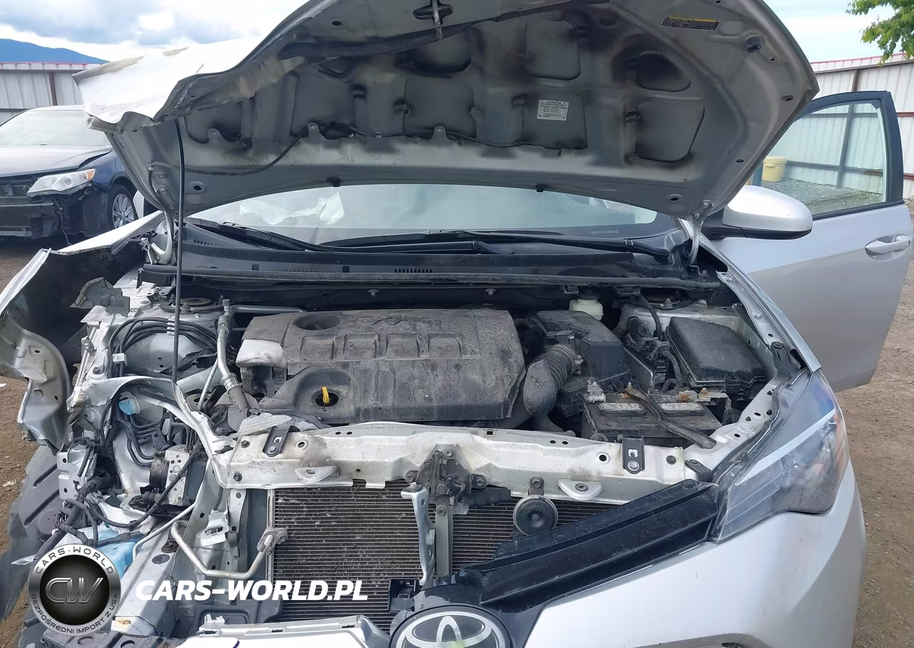 2018 Toyota Corolla Le VIN:2T1BURHE1JC083611 - 10