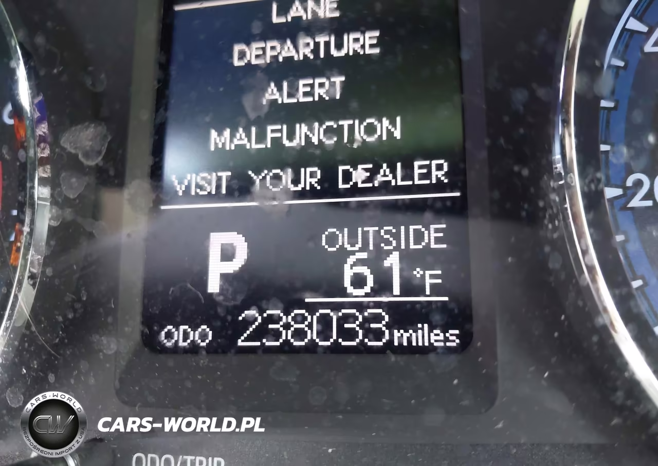 2018 Toyota Corolla Le VIN:2T1BURHE1JC083611 - 15
