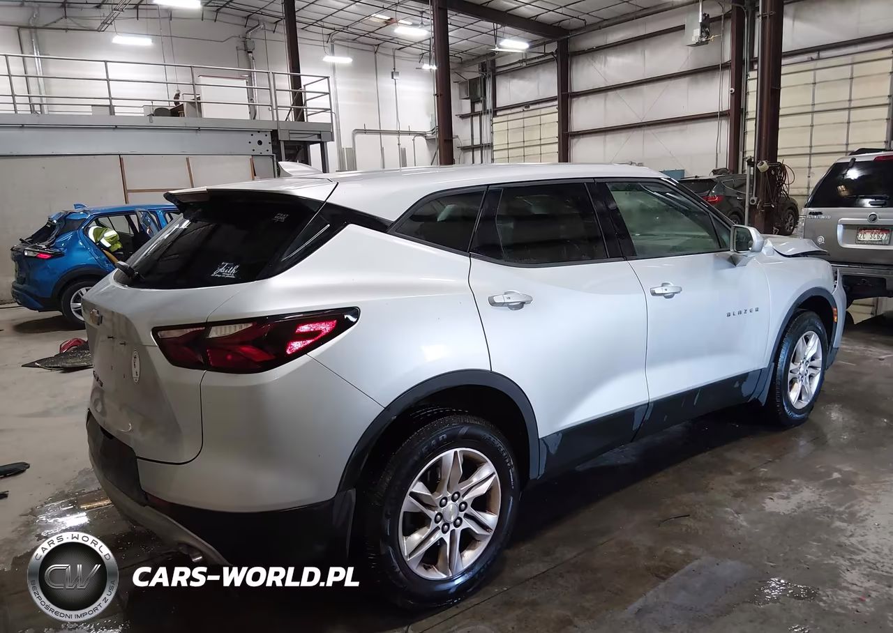 2020 Chevrolet Blazer Awd 2Lt VIN:3GNKBHRS4LS594649 - 4