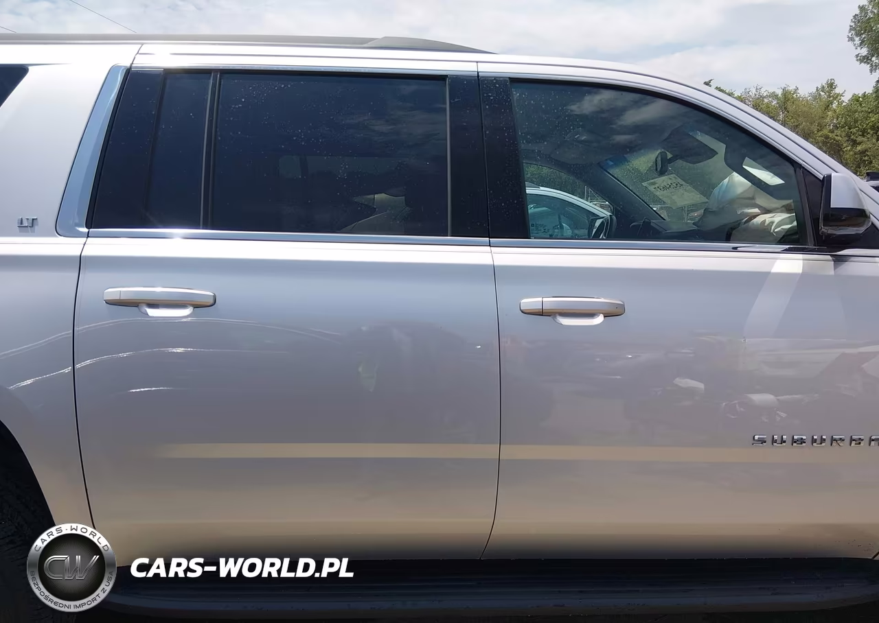 2019 Chevrolet Suburban Lt VIN:1GNSKHKC2KR338109 - 13
