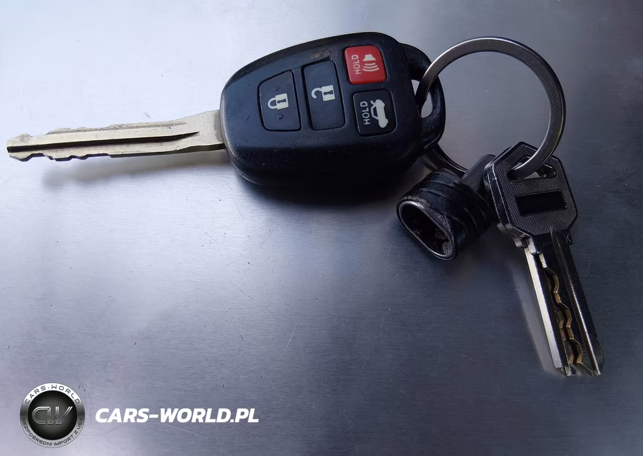 2018 Toyota Corolla Le VIN:5YFBURHE5JP765021 - 11