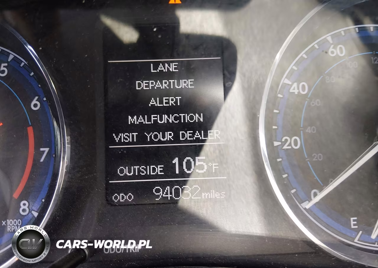 2018 Toyota Corolla Le VIN:5YFBURHE5JP765021 - 16