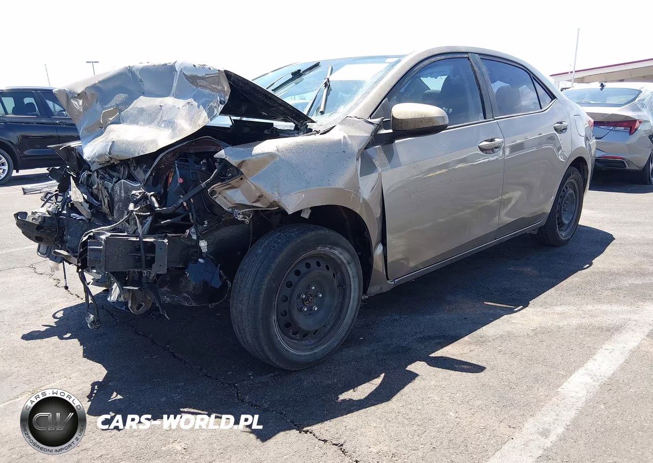 2018 Toyota Corolla Le VIN:5YFBURHE5JP765021 - 2