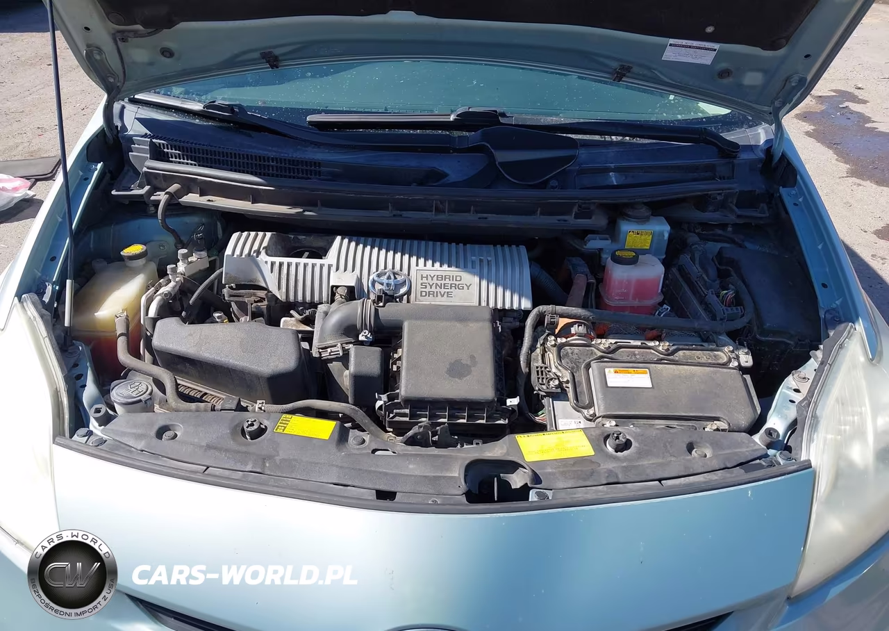 2013 Toyota Prius Two VIN:JTDKN3DU4D5572920 - 10