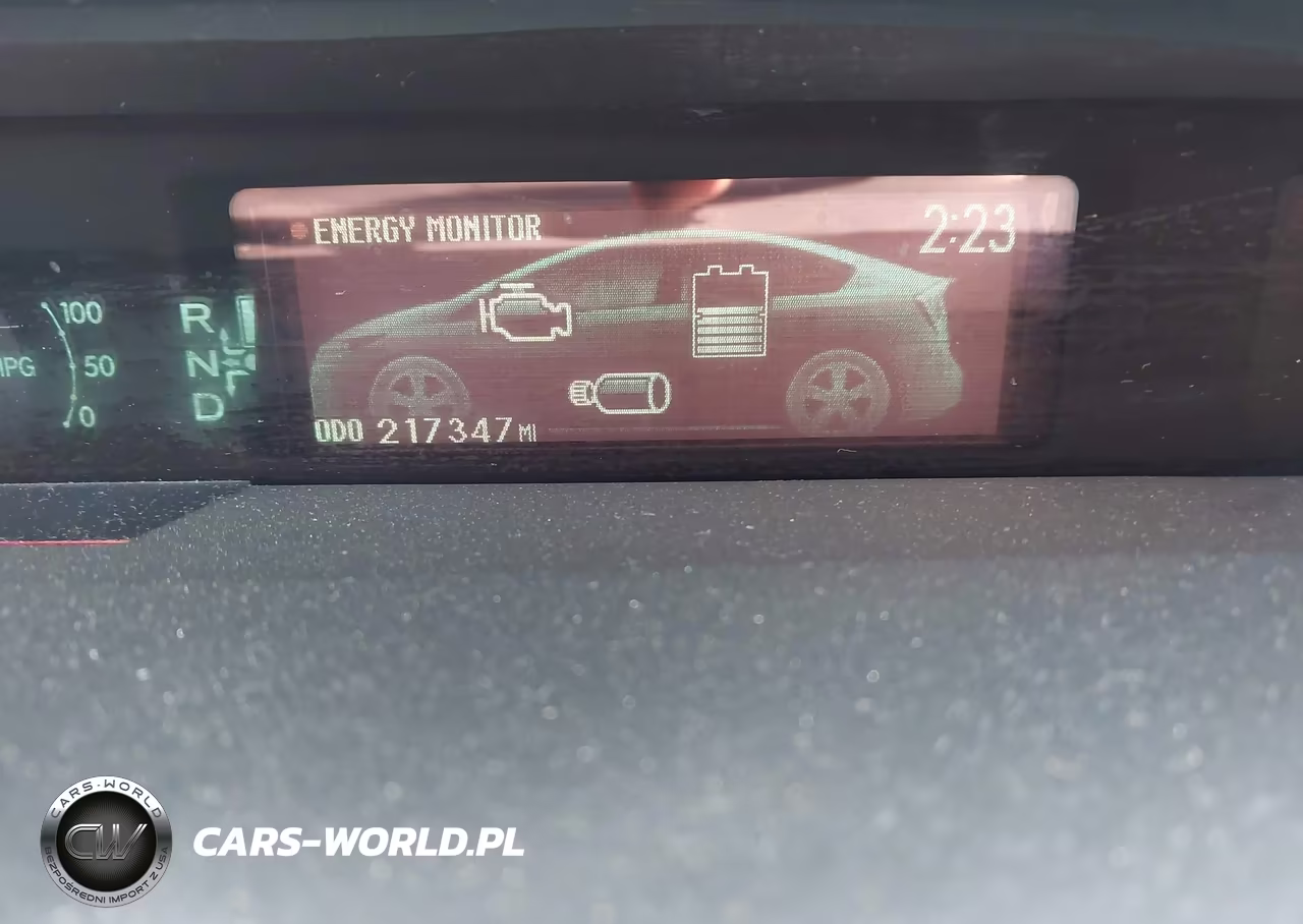 2013 Toyota Prius Two VIN:JTDKN3DU4D5572920 - 15