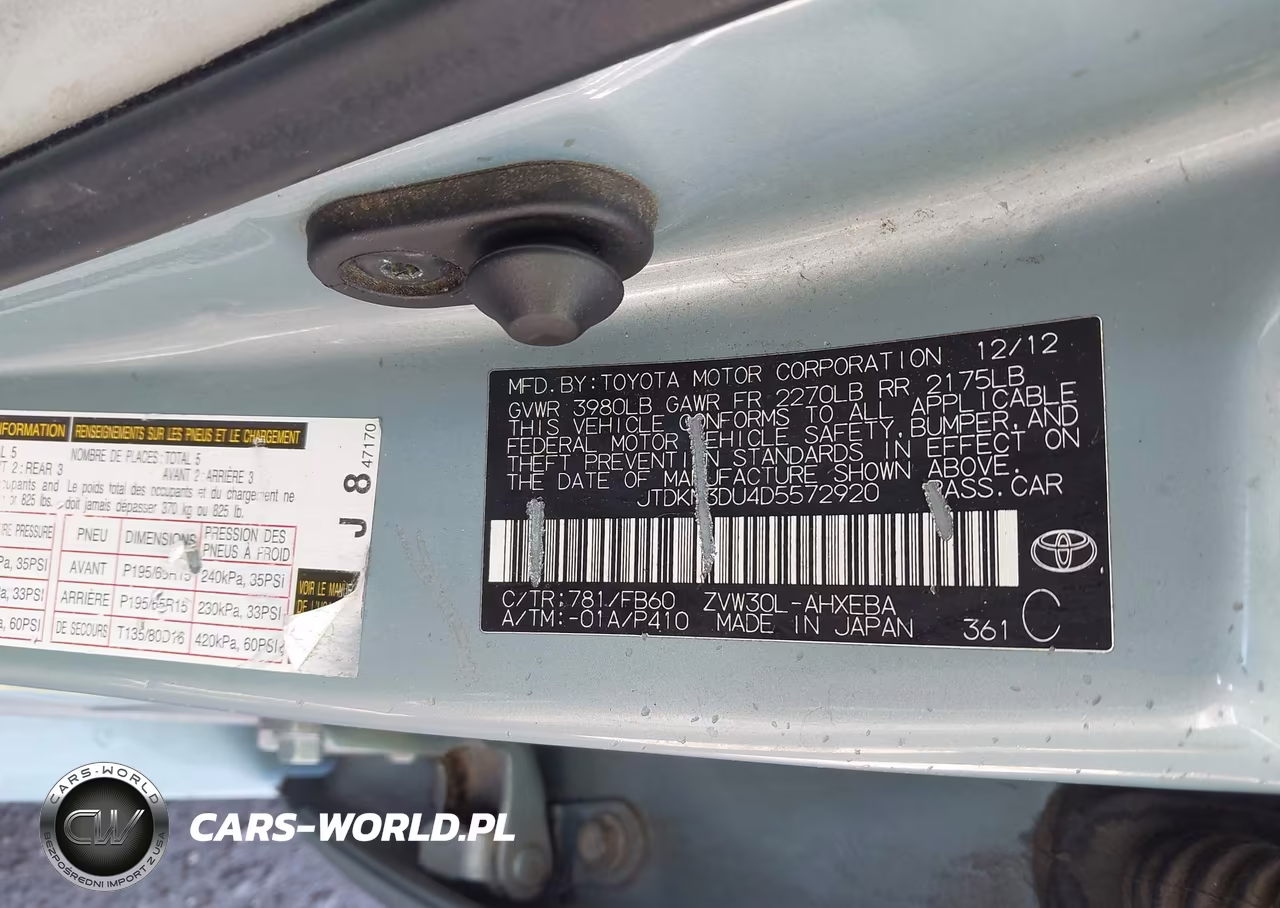 2013 Toyota Prius Two VIN:JTDKN3DU4D5572920 - 9