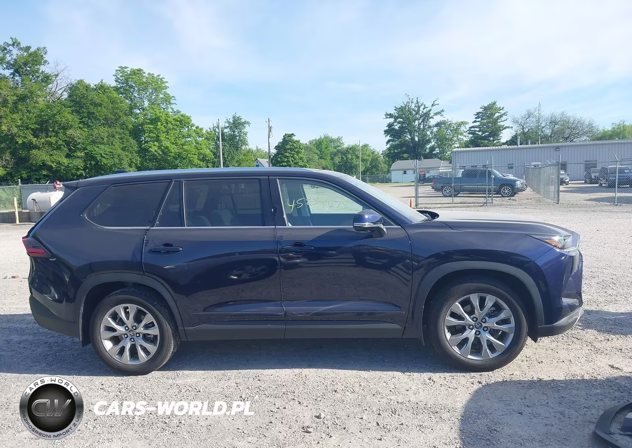 2026 Toyota Grand Highlander Hybrid Limited VIN:5TDACAB50TS082808 - 14