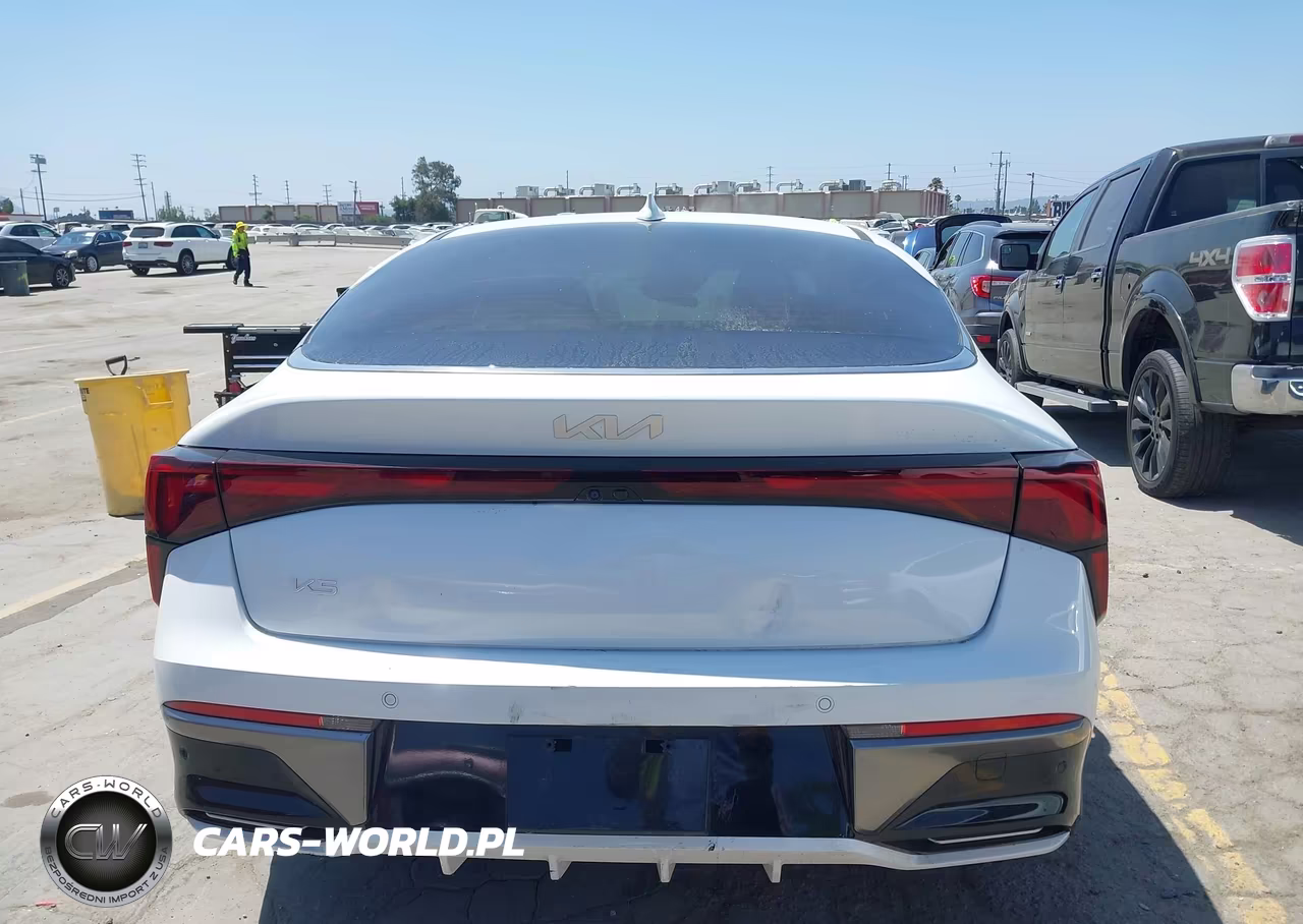 2025 Kia K5 Lxs VIN:KNAG24J75S5358208 - 15