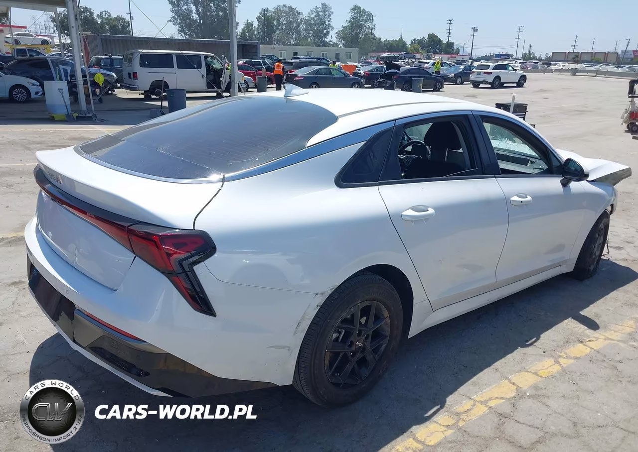 2025 Kia K5 Lxs VIN:KNAG24J75S5358208 - 4