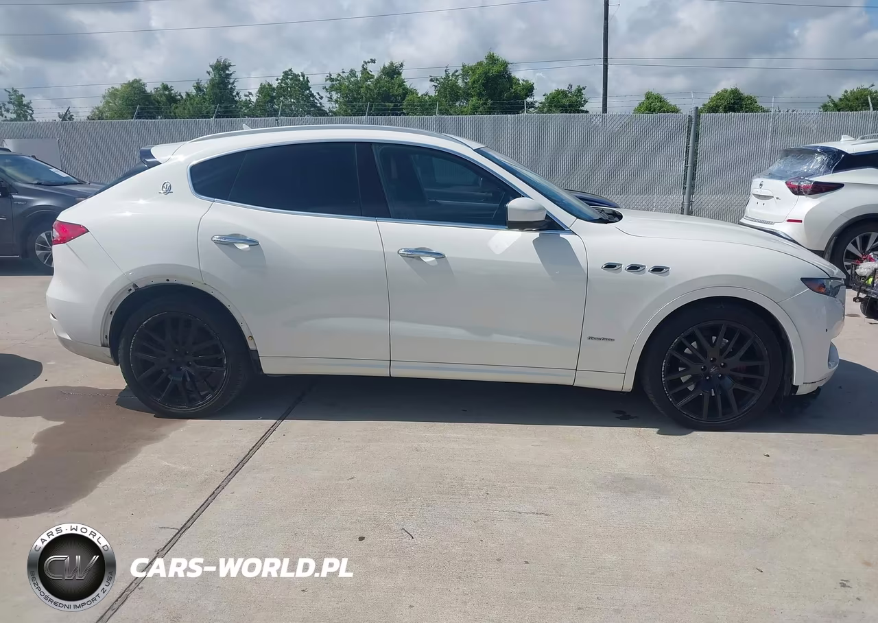 2018 Maserati Levante Granlusso VIN:ZN661XUL4JX304508 - 13