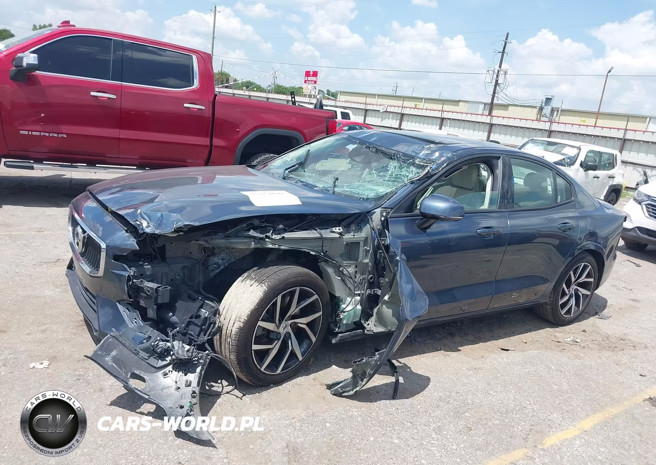 2020 Volvo S60 Momentum VIN:7JR102FKXLG046800 - 14