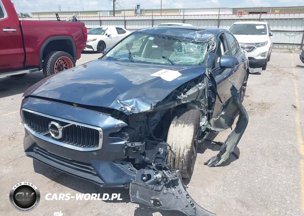 2020 Volvo S60 Momentum VIN:7JR102FKXLG046800 - 6