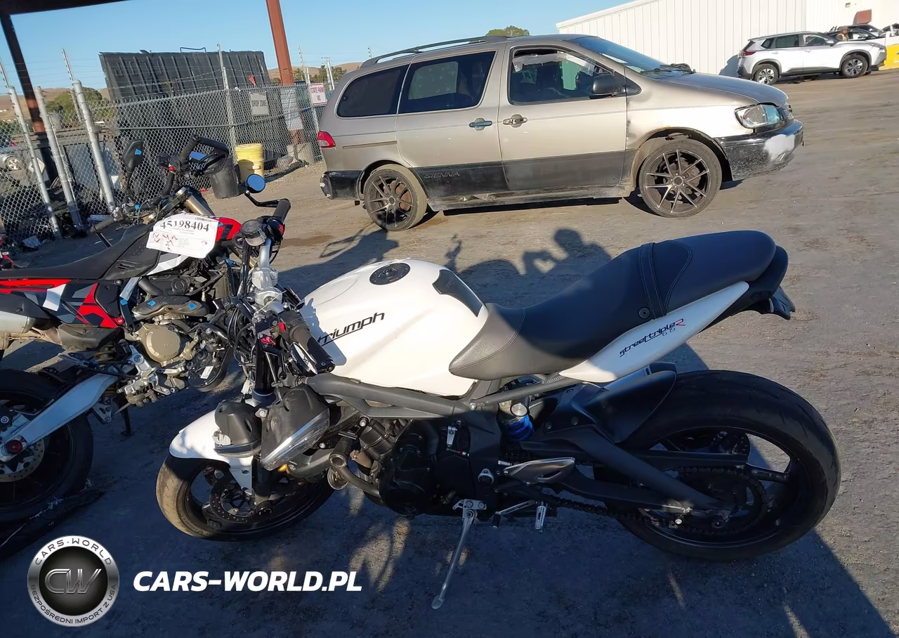2012 Triumph Motorcycle Street Triple R VIN:SMTD02NEXCT545368 - 13