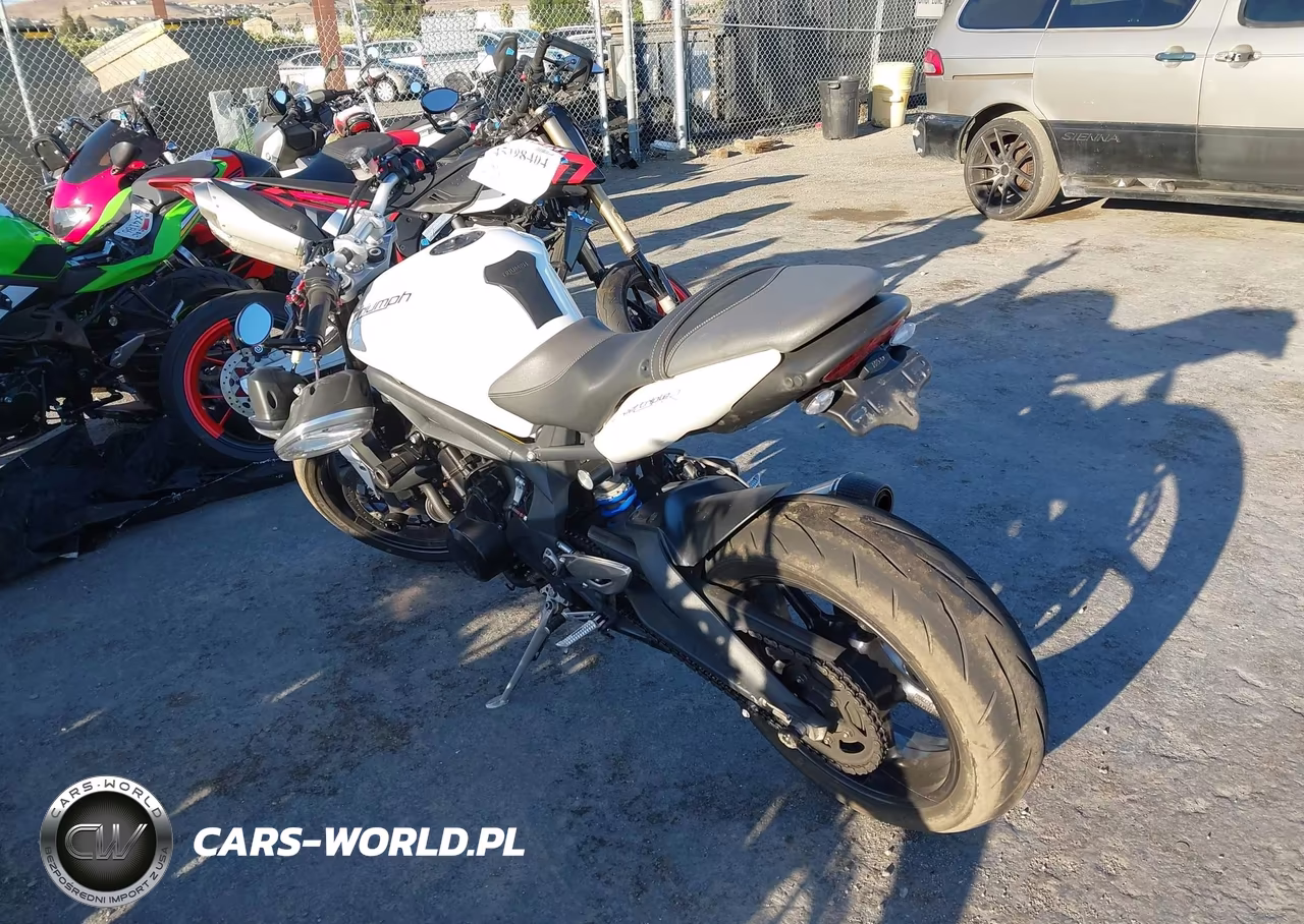 2012 Triumph Motorcycle Street Triple R VIN:SMTD02NEXCT545368 - 3