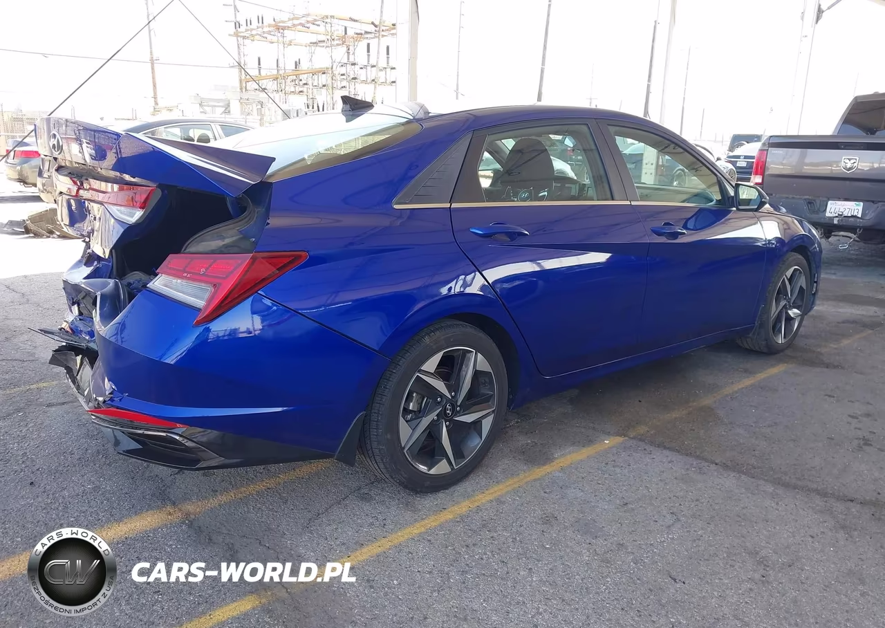 2022 Hyundai Elantra Sel VIN:KMHLN4AG5NU330648 - 4
