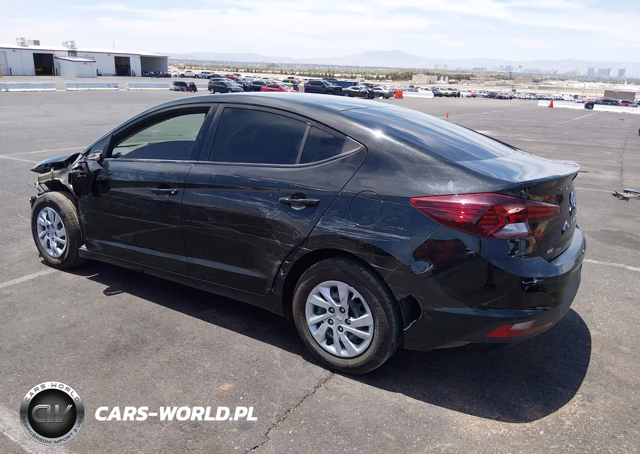 2019 Hyundai Elantra Se VIN:5NPD74LF0KH440648 - 3