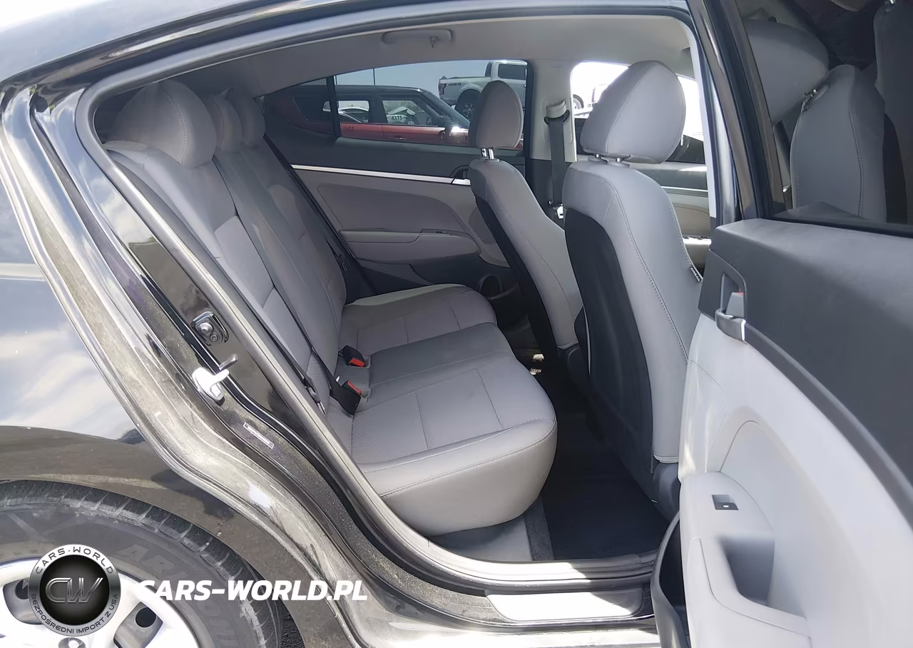 2019 Hyundai Elantra Se VIN:5NPD74LF0KH440648 - 8