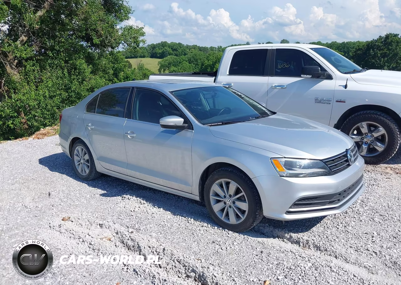 2015 Volkswagen Jetta 1.8T Se – zdjęcie 1 z 11